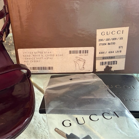 Gucci Sand Pelle S Cuoio Vernice Soft Metal Red Cherry horsebit heel sandal 9.5B - Picture 2 of 13